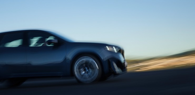 Ассистент вождения Plus.