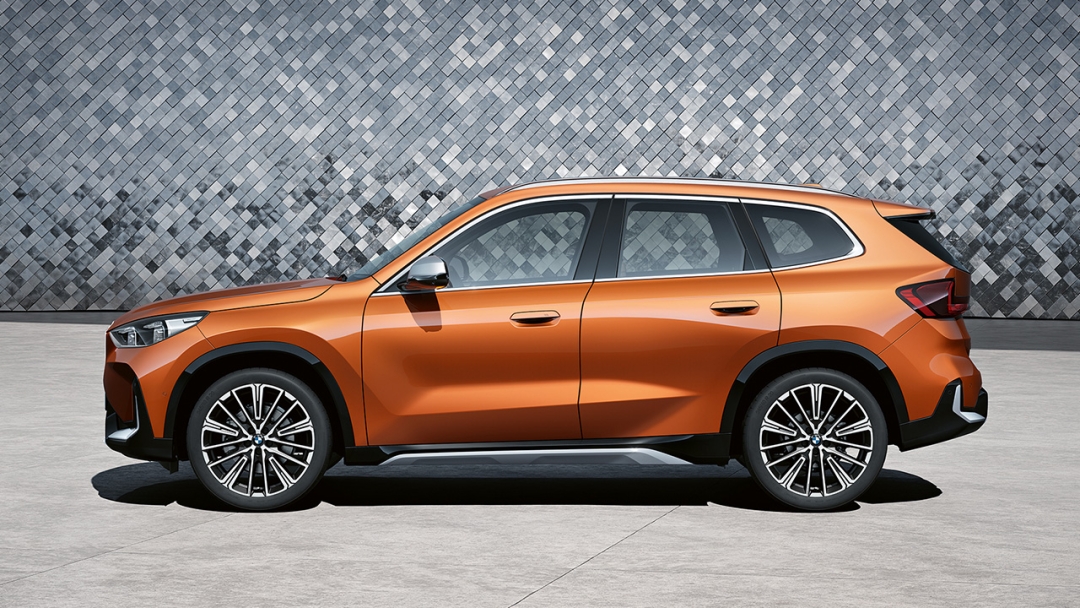 Бүйір жағынан көрініс.  